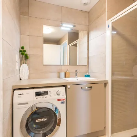 Appartement Les Terrasses De La Plage-2 By Interhome